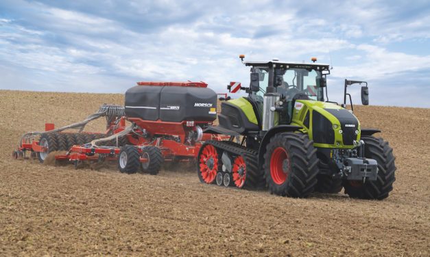 Claas: nuovi Axion 900 con cingolatura ammortizzata Terra Trac