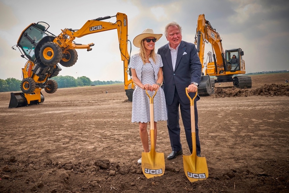 Lord Anthony Bamford, presidente di JCB,  con la figlia Alice