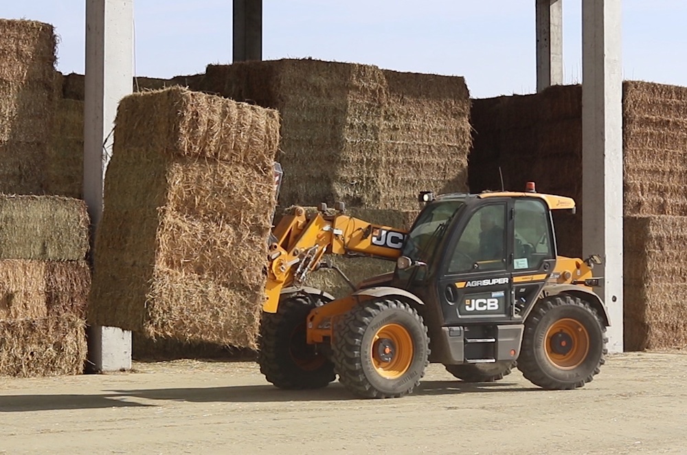  Agro Po Movimentatore telescopico JCB con trasmissione DualTech VT 