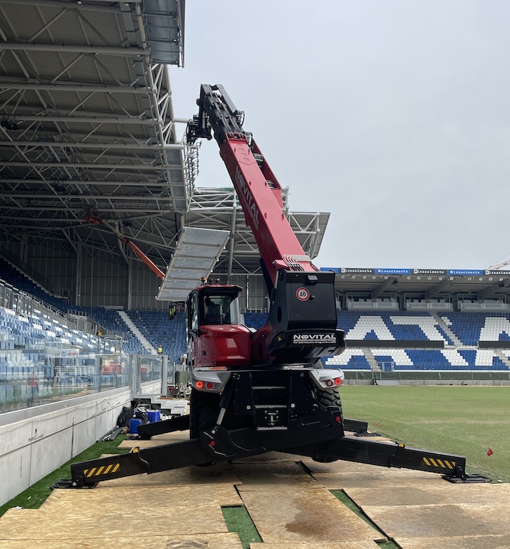 Manitou - sollevatore telescopico rotativo MRT 3570 