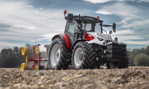 Steyr: i nuovi trattori Plus si aggiudicano il BIG SEE Product Design Award