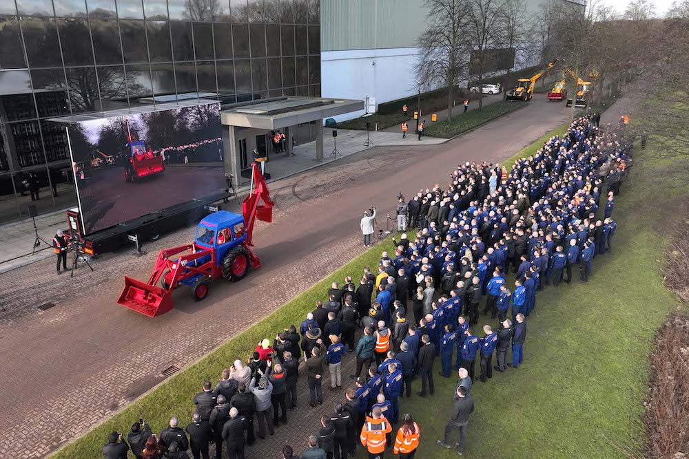 JCB celebra un milione di terne